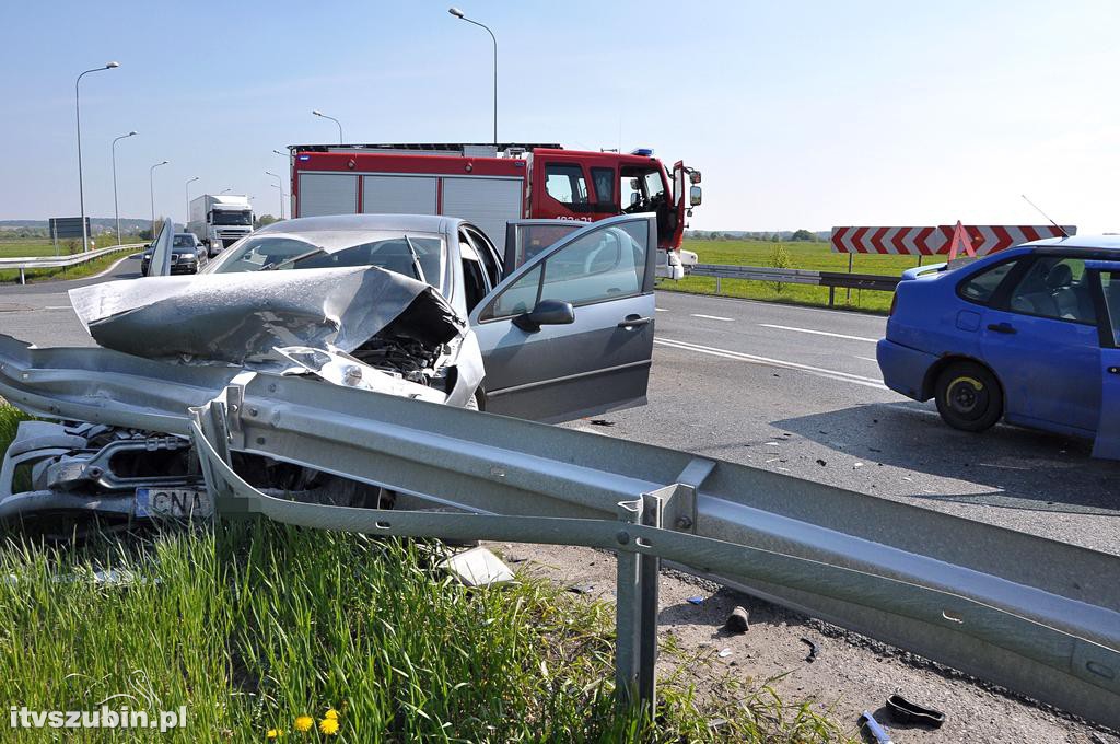 Wypadek dwóch samochodów osobowych na obwodnicy Szubina [DK5]