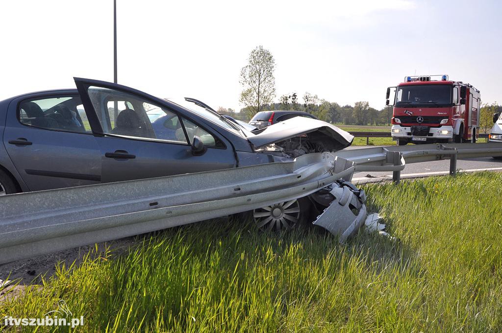 Wypadek dwóch samochodów osobowych na obwodnicy Szubina [DK5]