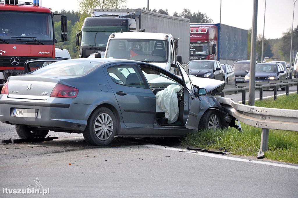 Wypadek dwóch samochodów osobowych na obwodnicy Szubina [DK5]