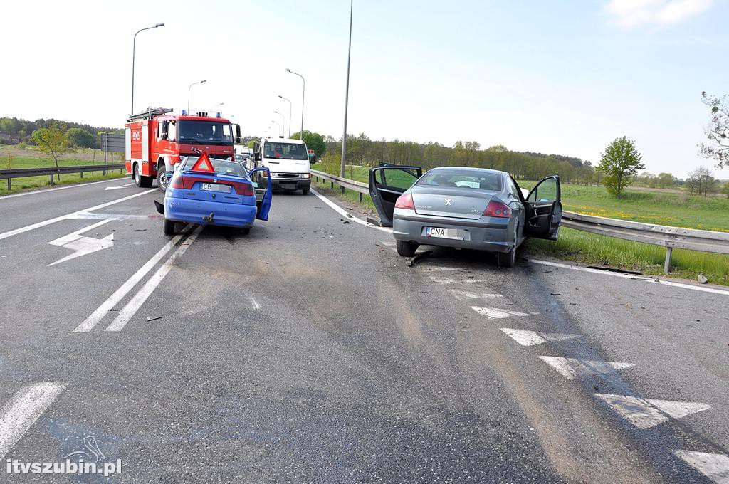 Wypadek dwóch samochodów osobowych na obwodnicy Szubina [DK5]