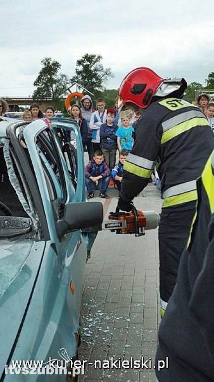 Strażacy przygotowali pokazy edukacyjne z okazji Dnia Strażaka i 25-lecia PSP