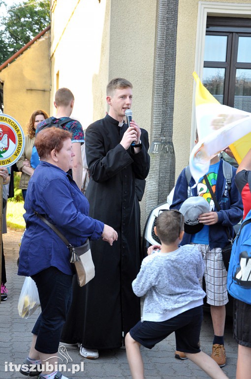 Wyruszyli na pątniczy szlak