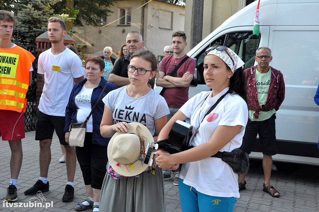 Wyruszyli na pątniczy szlak