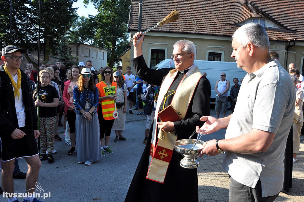 Wyruszyli na pątniczy szlak