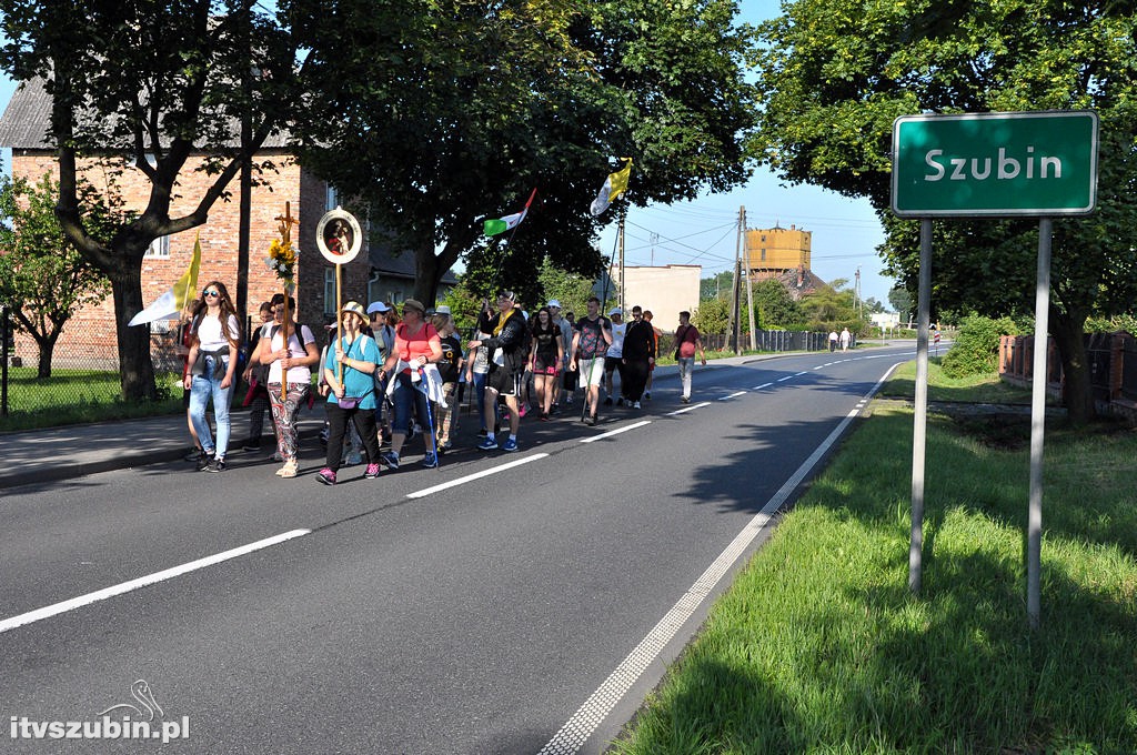 Wyruszyli na pątniczy szlak