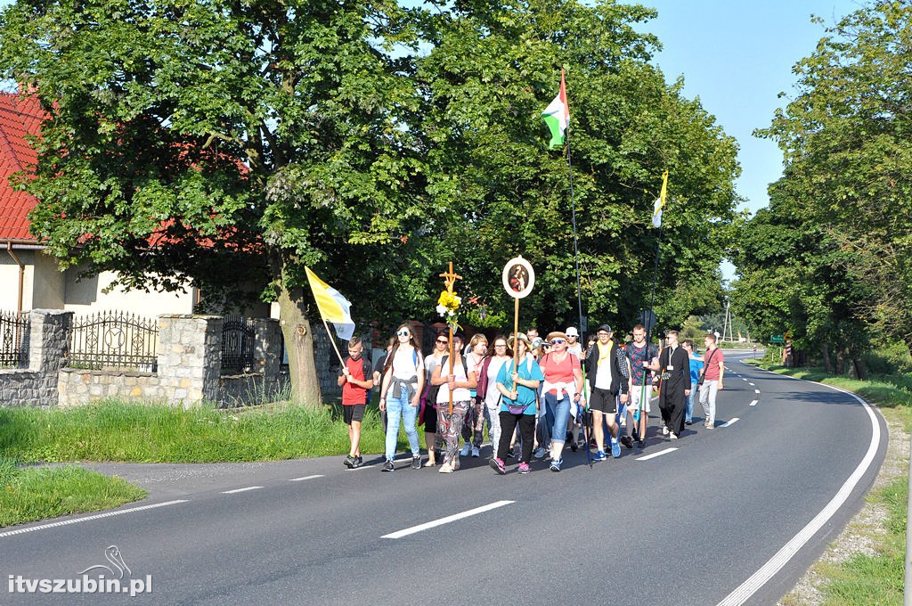 Wyruszyli na pątniczy szlak