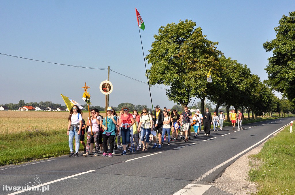 Wyruszyli na pątniczy szlak