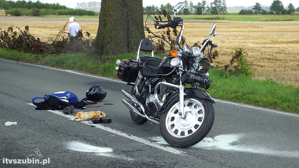 69 letni motocyklista z poważnymi obrażeniami ciała zabrany do szpitala