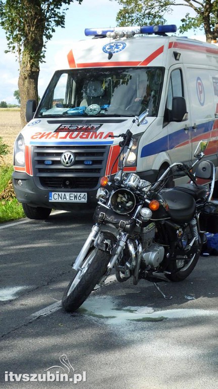 69 letni motocyklista z poważnymi obrażeniami ciała zabrany do szpitala