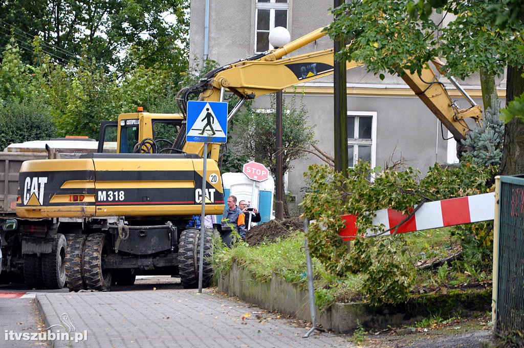 Podczas prac budowlanych przerwano rurociąg gazu ziemnego