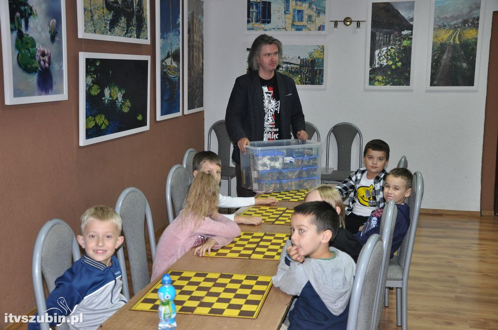 Warcaby i szachy dla dzieci w SDK