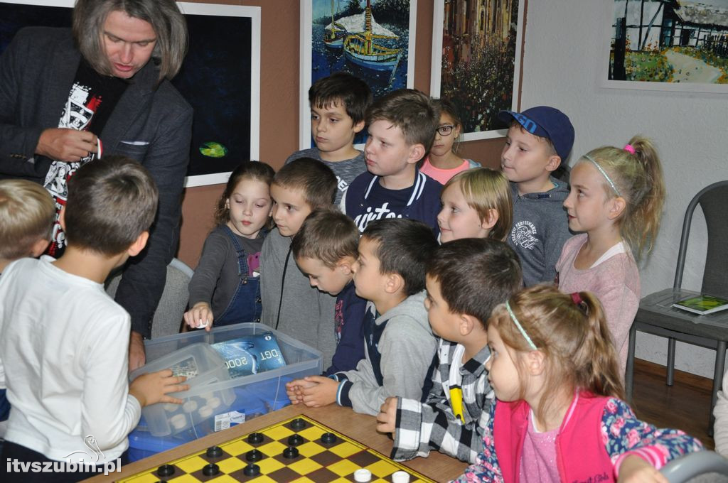 Warcaby i szachy dla dzieci w SDK