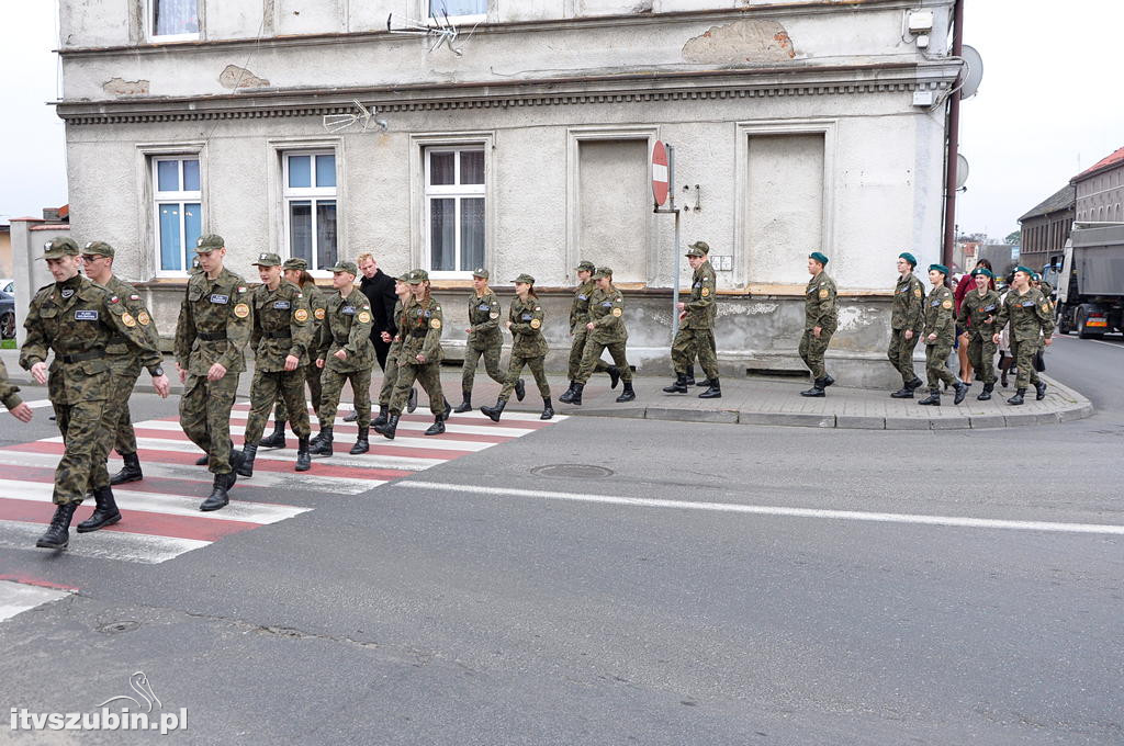 Uroczystość ślubowania i przysięgę uczniów klasy wojskowej I TL