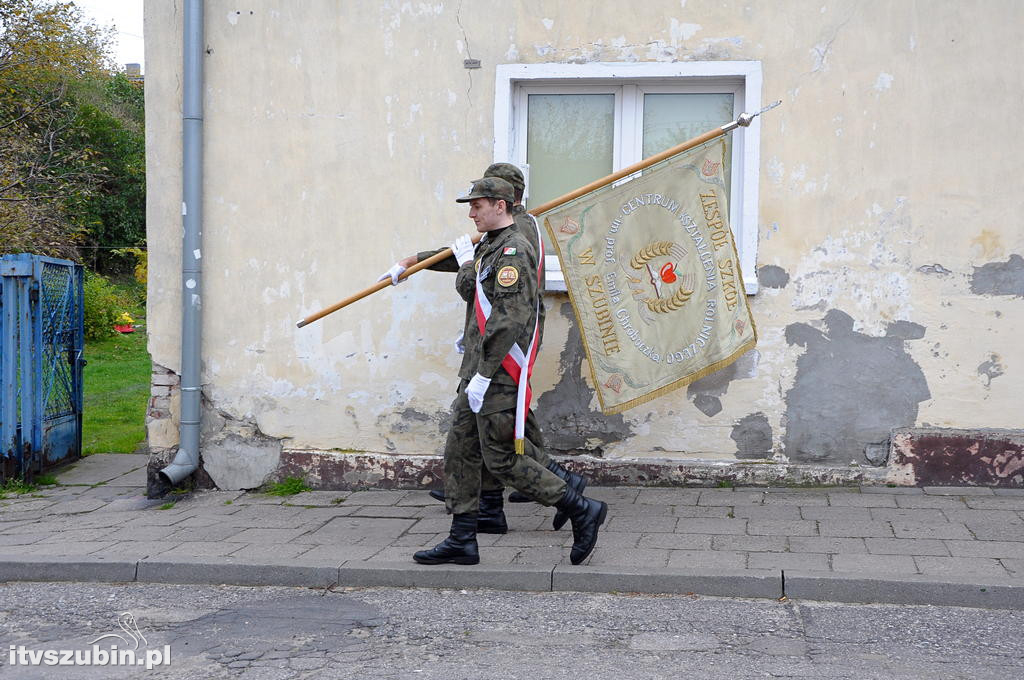 Uroczystość ślubowania i przysięgę uczniów klasy wojskowej I TL