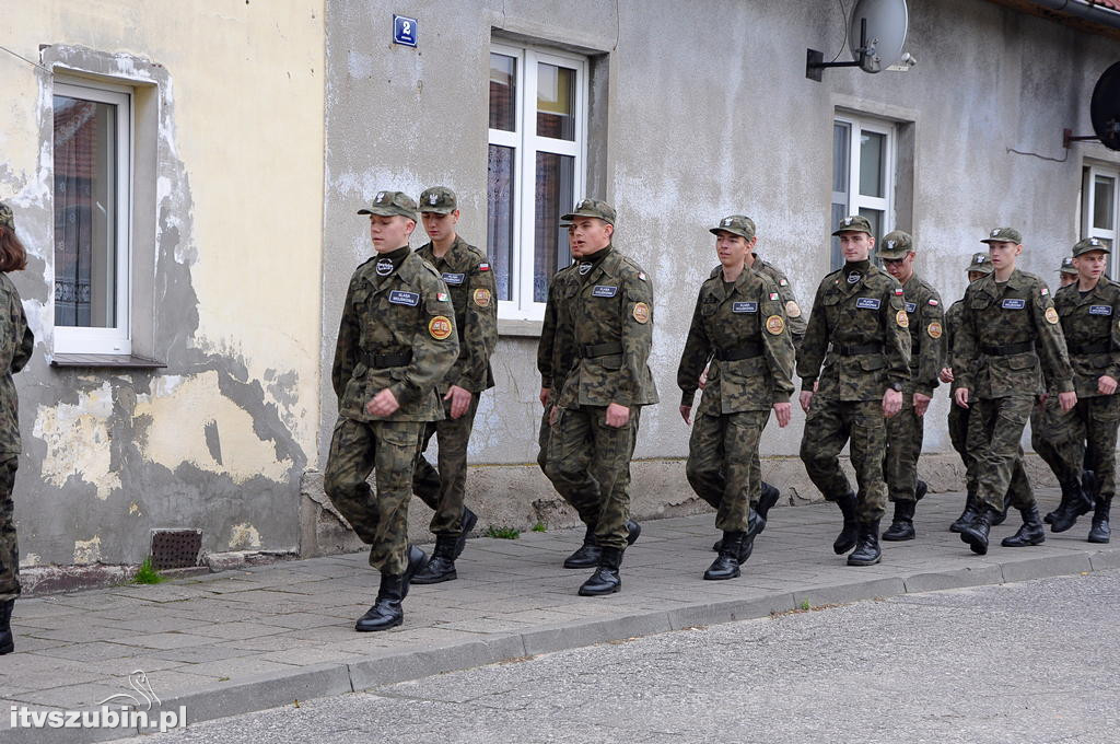 Uroczystość ślubowania i przysięgę uczniów klasy wojskowej I TL