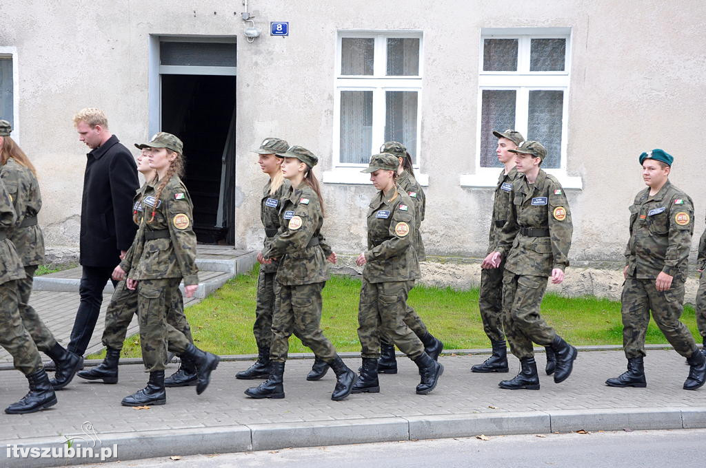 Uroczystość ślubowania i przysięgę uczniów klasy wojskowej I TL