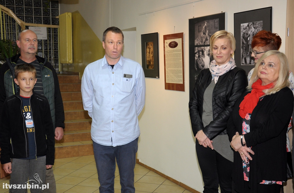 Wystawa Fotograficzna OFLAG 64 obraz z życia jeńców amerykańskich