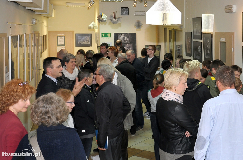 Wystawa Fotograficzna OFLAG 64 obraz z życia jeńców amerykańskich