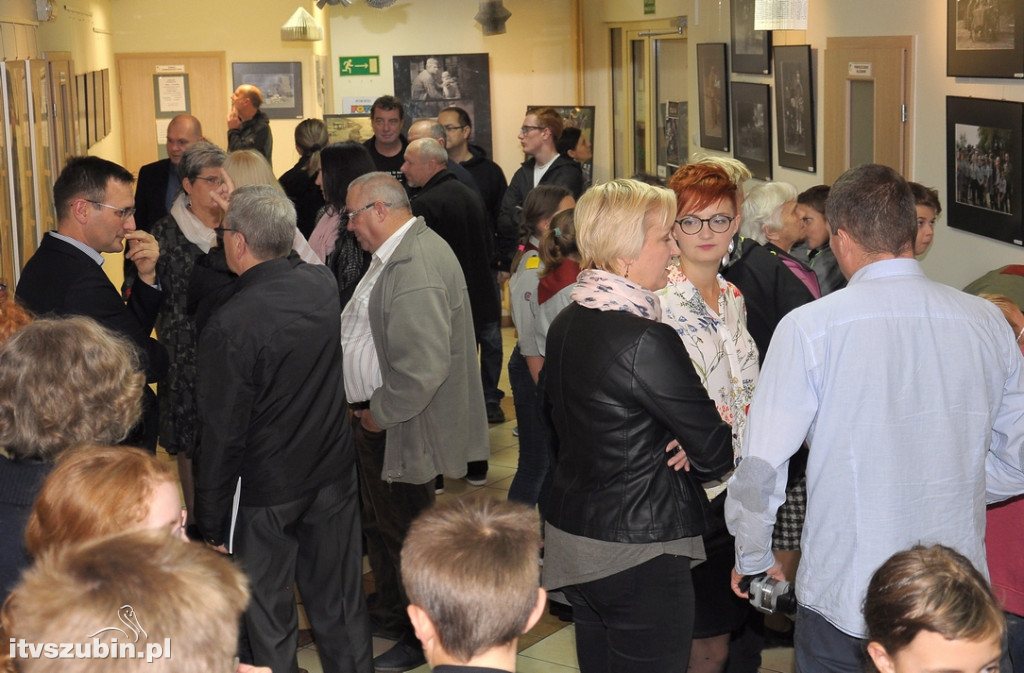 Wystawa Fotograficzna OFLAG 64 obraz z życia jeńców amerykańskich