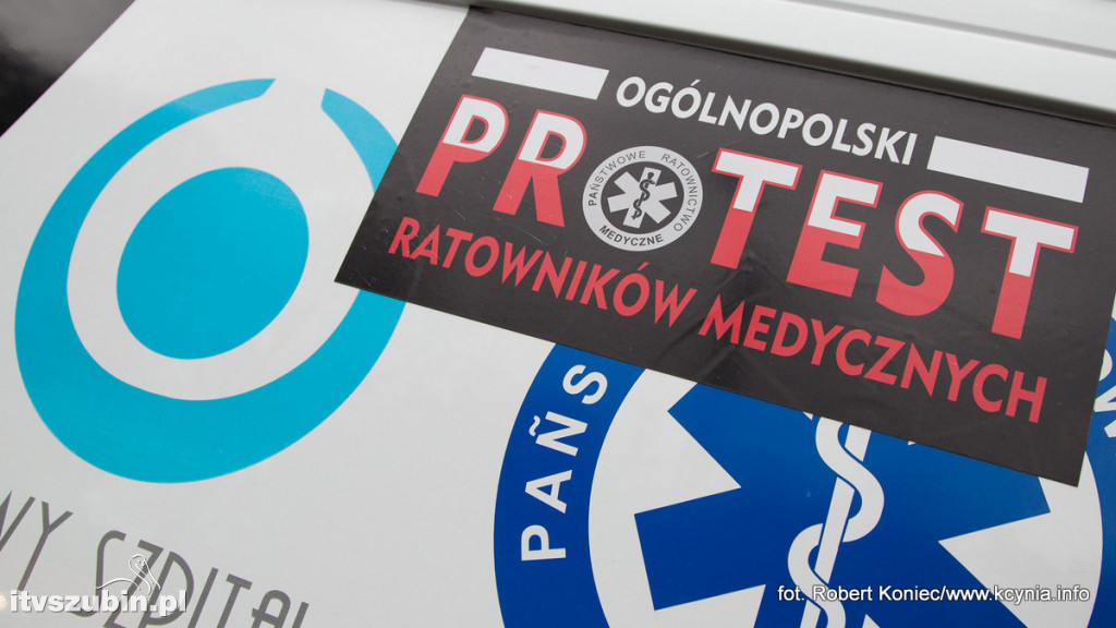 Zderzenie osobówek w Gromadnie