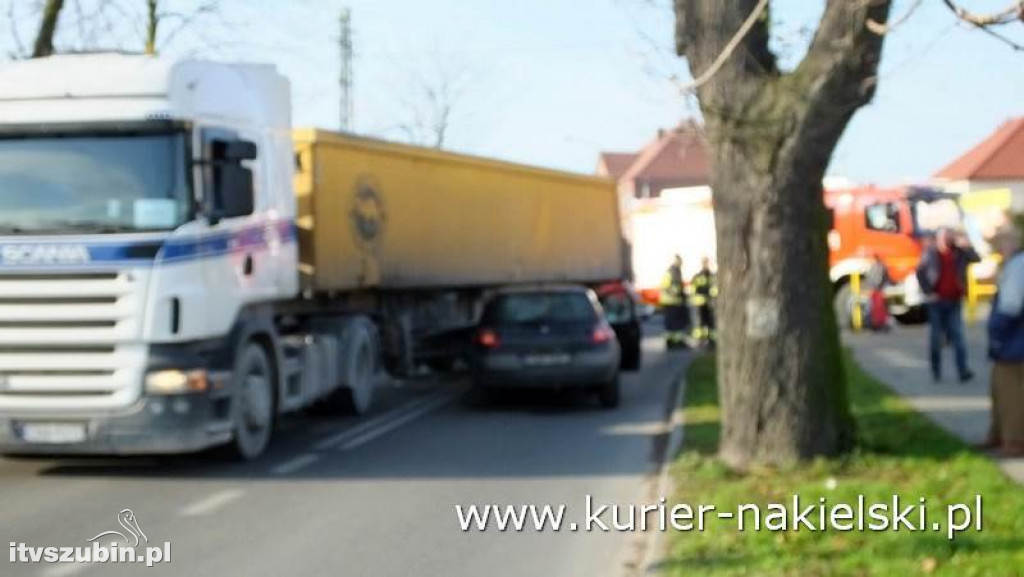 Kolizja dwóch pojazdów w Nakle