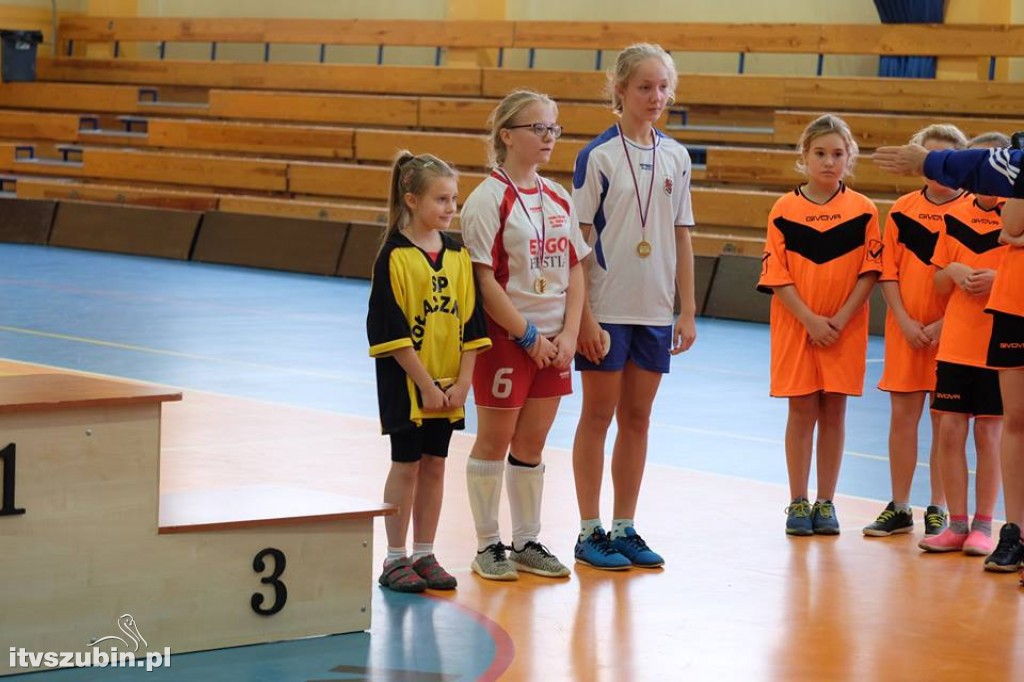 Uczennice z Królikowa pojadą na etap wojewódzki