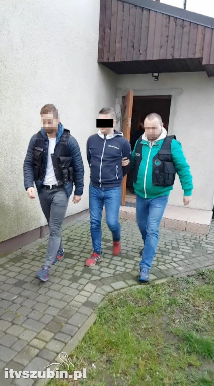 Usiłowali wysadzić bankomaty i dostać się do kasy