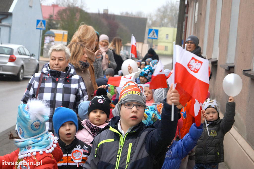 Przedszkolaki z trójki świętowali Odzyskanie Niepodległości