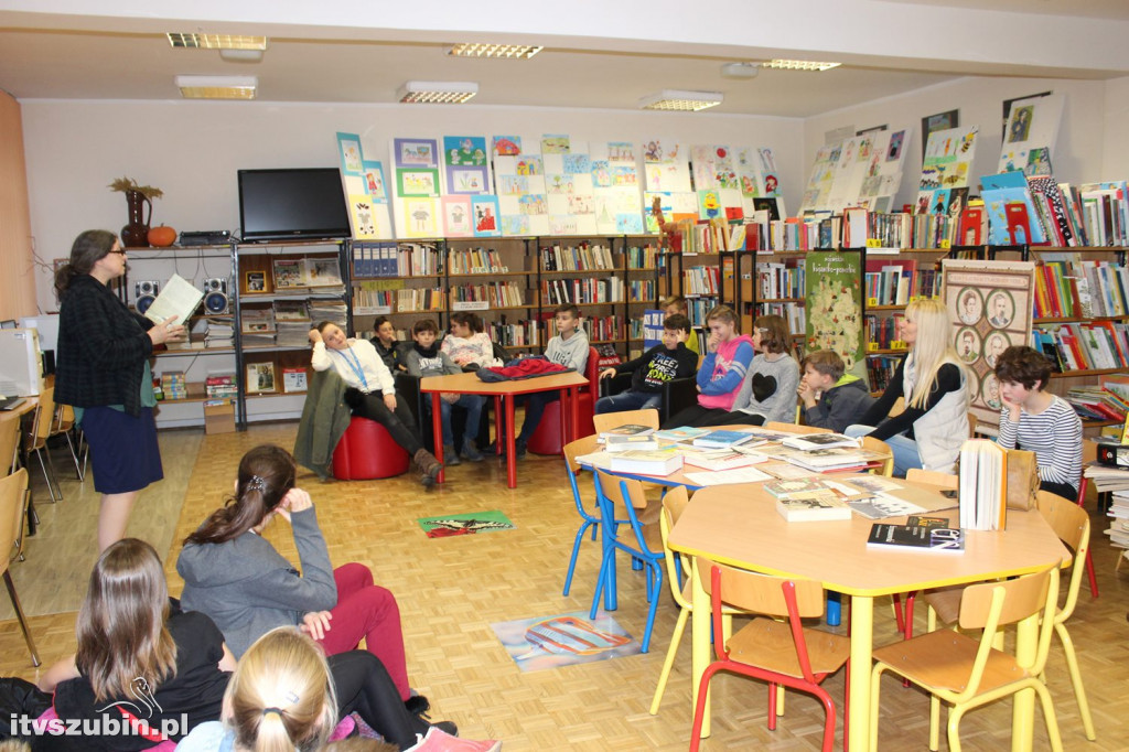 Niepodległa - lekcja  historyczna w RBP