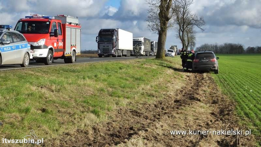 Wypadek na krajowej 10 pod Mrozowem