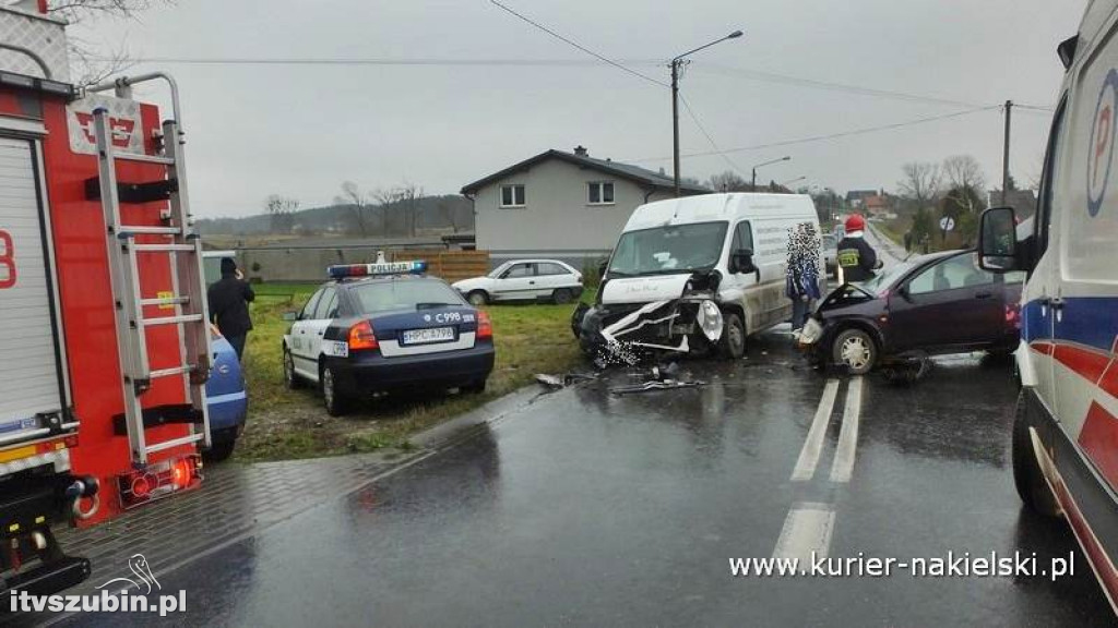 Kolizja w Występie i zdarzenie drogowe w Śmielinie