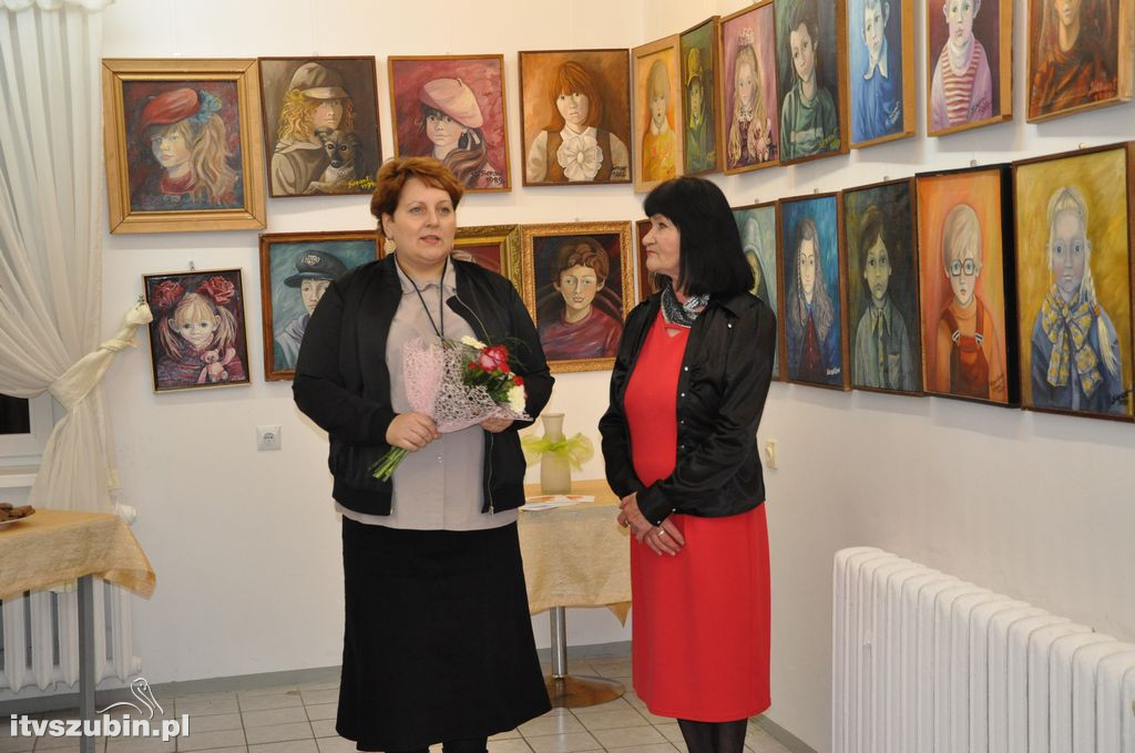 Dziecięce portrety w szubińskiej Galerii Plama's