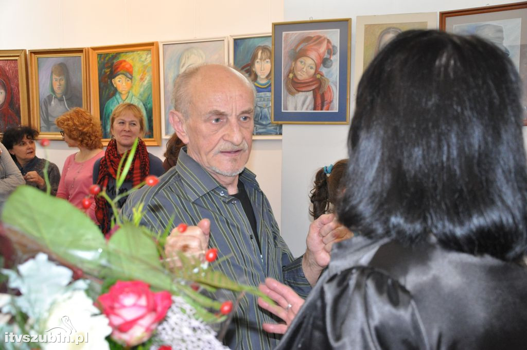 Dziecięce portrety w szubińskiej Galerii Plama's