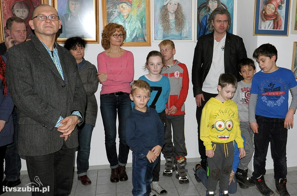 Dziecięce portrety w szubińskiej Galerii Plama's