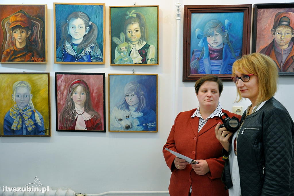 Dziecięce portrety w szubińskiej Galerii Plama's