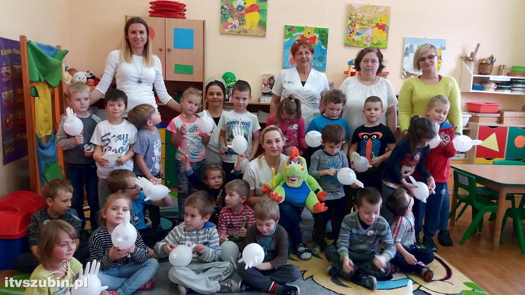 Spotkanie przedszkolaków z higienistkami stomatologicznymi