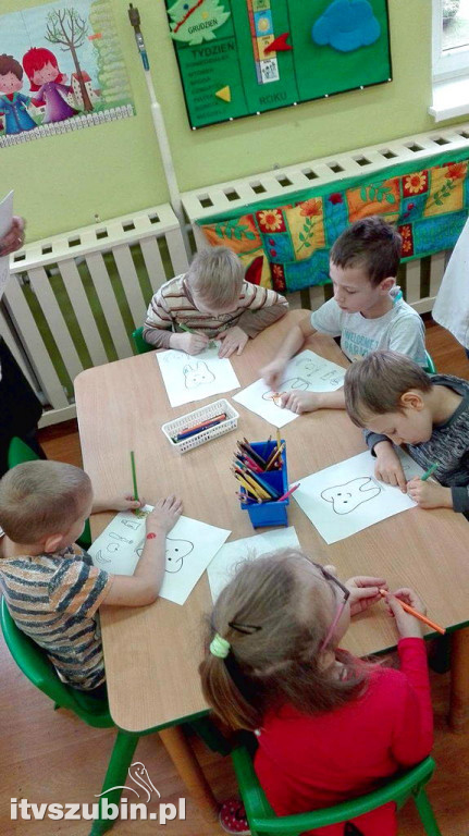 Spotkanie przedszkolaków z higienistkami stomatologicznymi