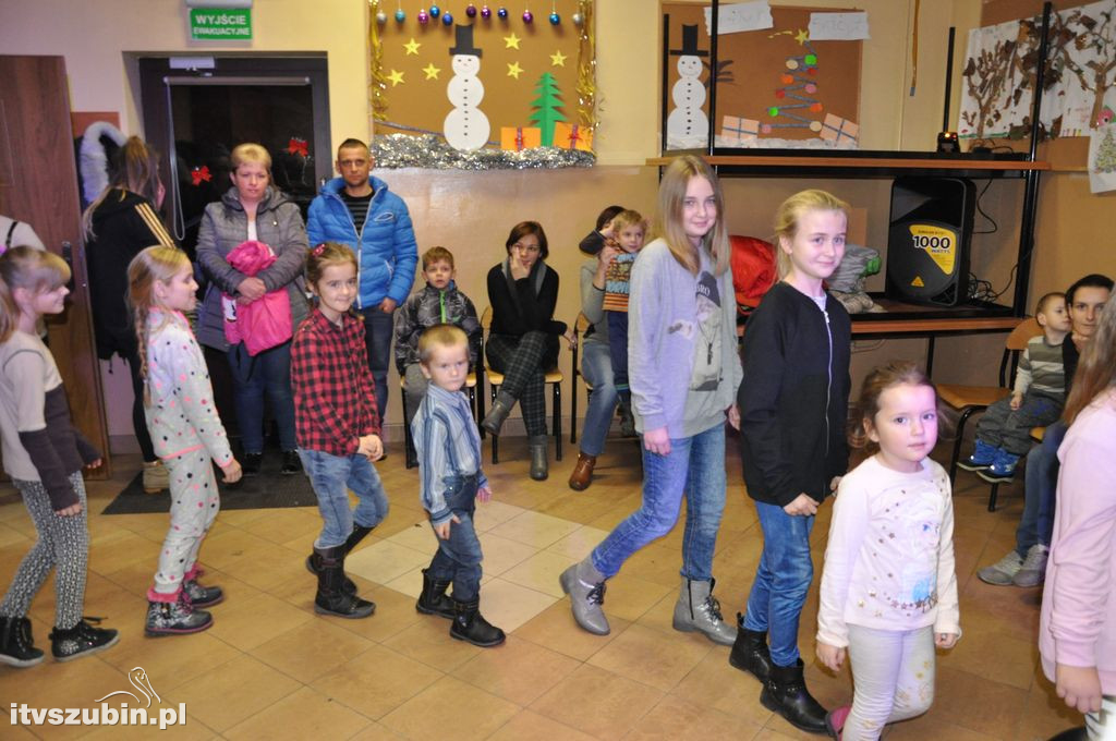 Mikołajki w świetlicy w Zalesiu