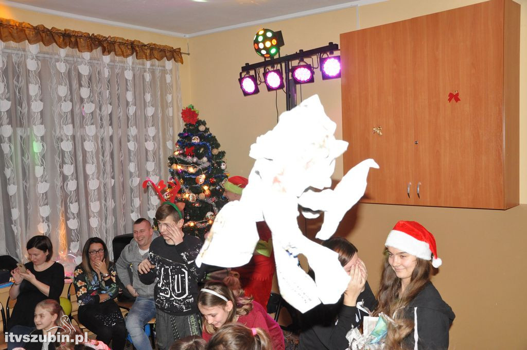 Mikołajki w świetlicy w Zalesiu