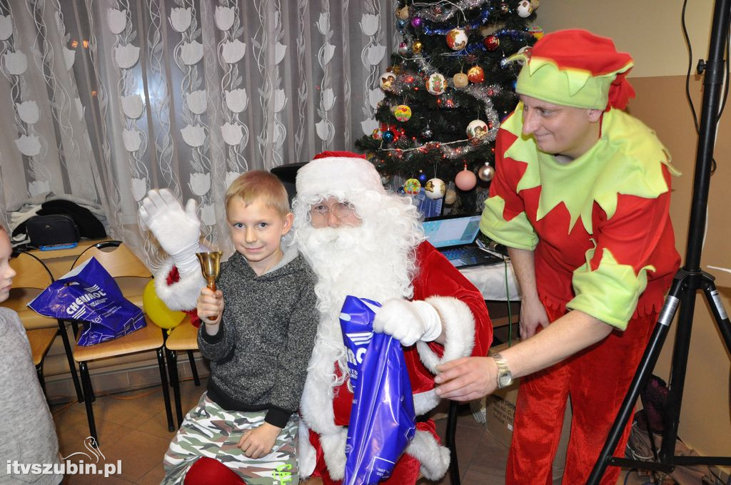 Mikołajki w świetlicy w Zalesiu