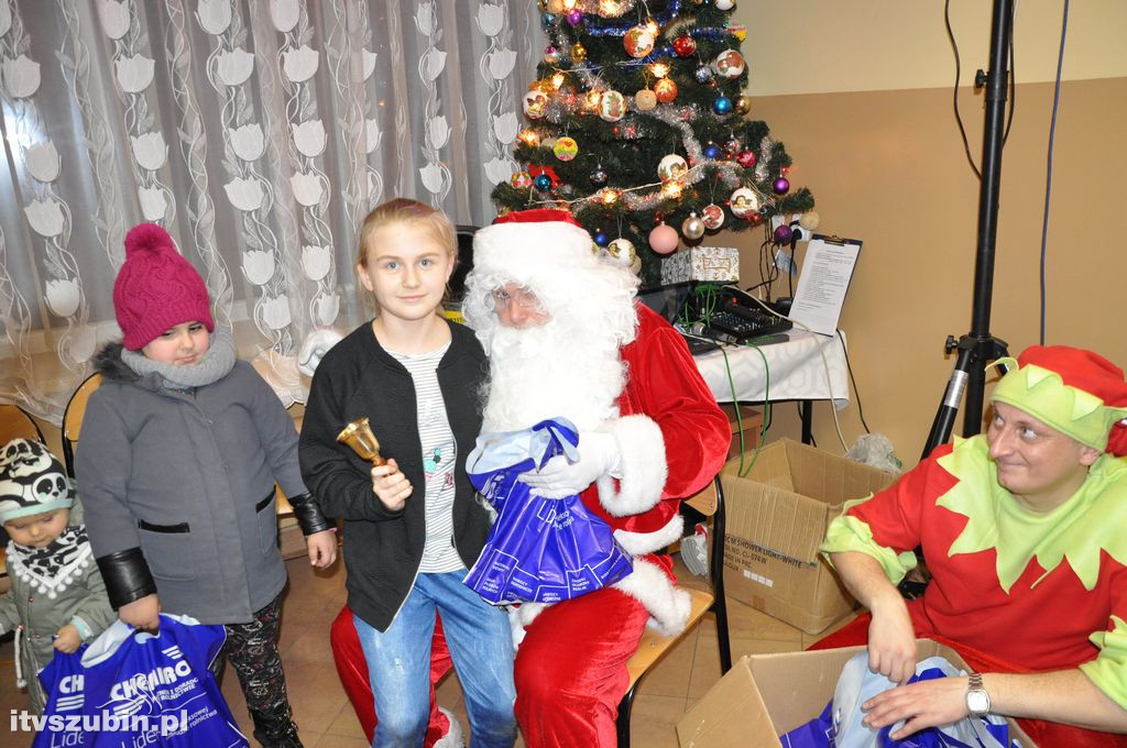 Mikołajki w świetlicy w Zalesiu
