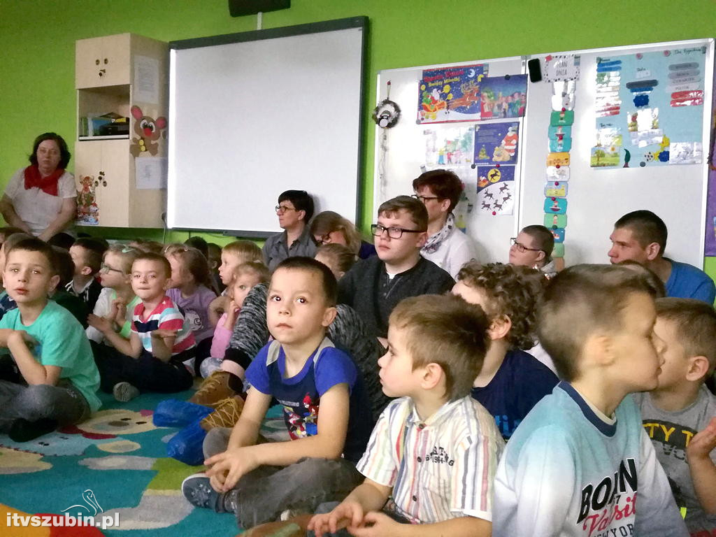 Koncert świąteczny w PS 3 Szubin