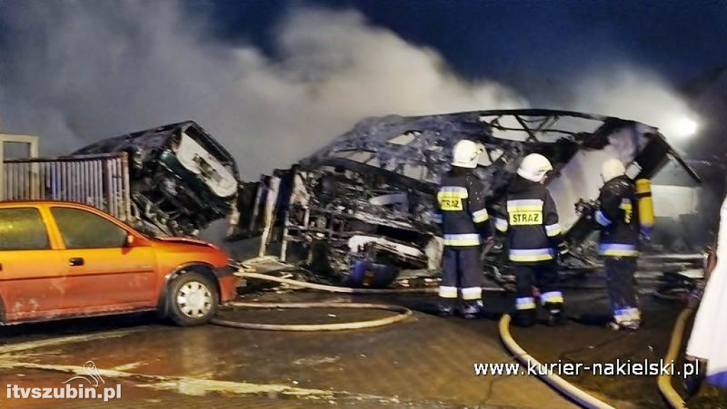 Pożar na terenie autozłomu