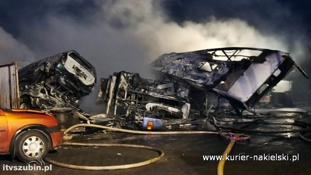 Pożar na terenie autozłomu