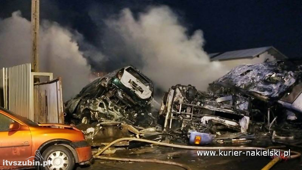 Pożar na terenie autozłomu
