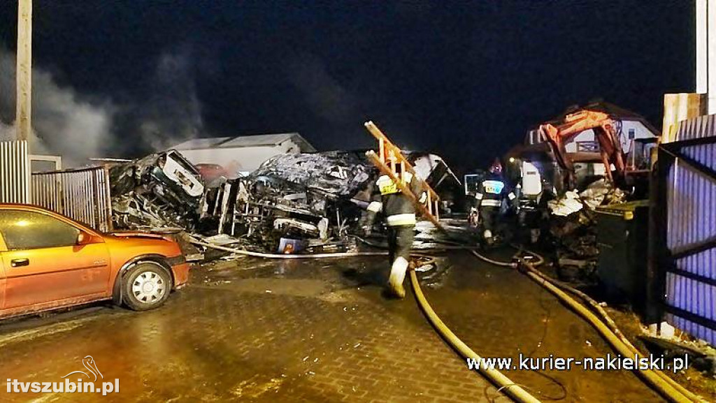 Pożar na terenie autozłomu