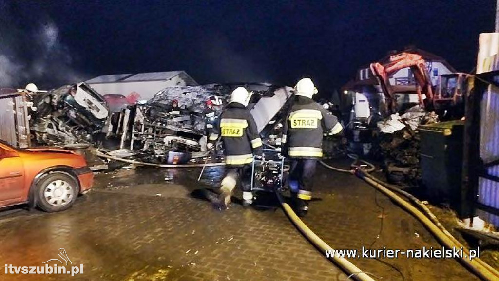 Pożar na terenie autozłomu