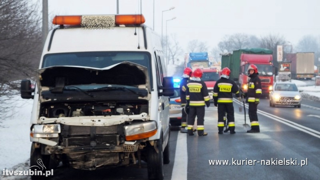 Kolizja na krajowej 10 pod Trzeciewnicą