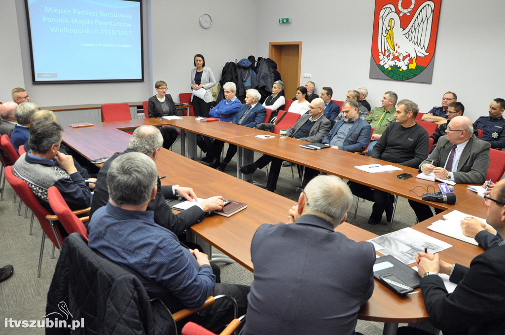 Powstał komitet odbudowy Pomnika - Mogiły