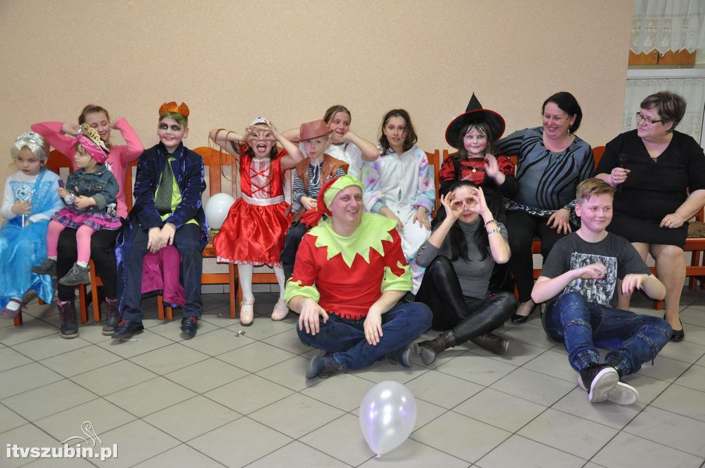 Bal karnawałowy dla dzieci w świetlicy w Królikowie
